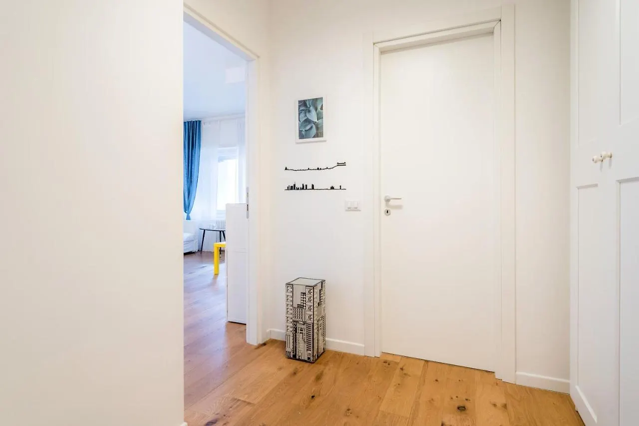 White Candle Apt, Close To San Pietro, Gemelli And City Center
